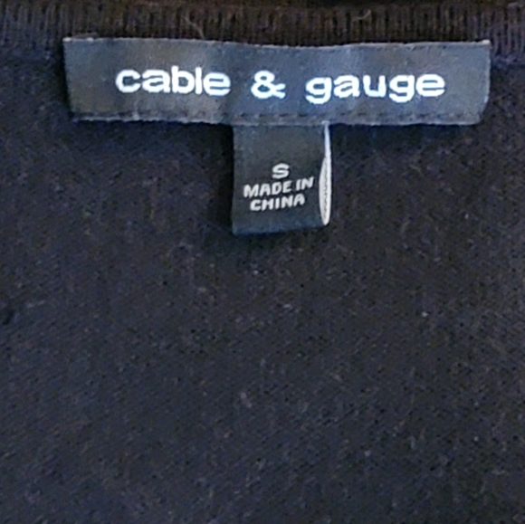 Cable & Gauge Black Sweater Small - Picture 6 of 7